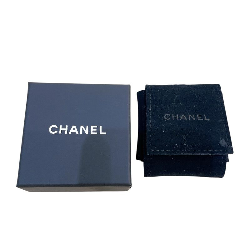 chanel earrings accessories included