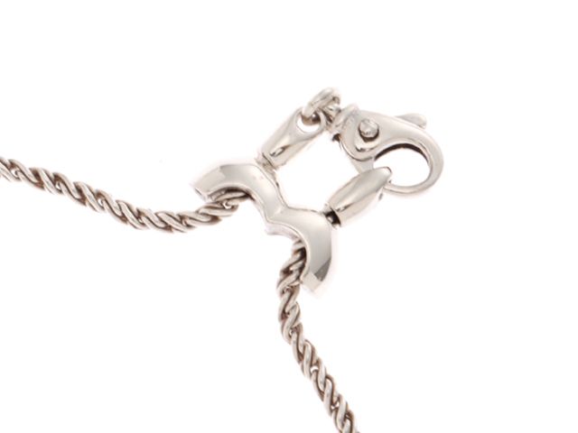 necklace side view
