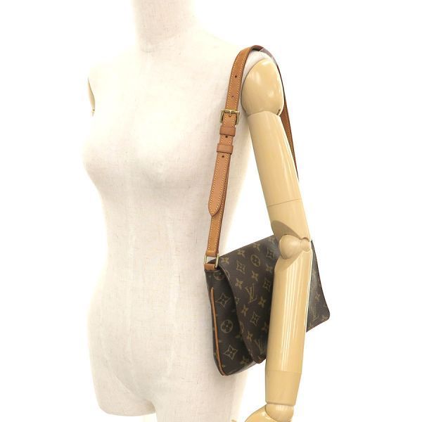 louis vuitton m51257 shoulder bag markings and labels