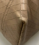 bottega veneta beige tote bag markings and labels