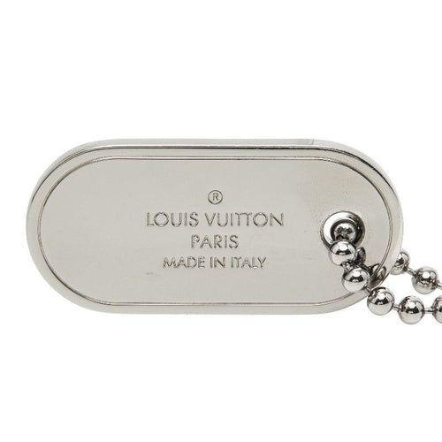 louis vuitton grey keychain rear view