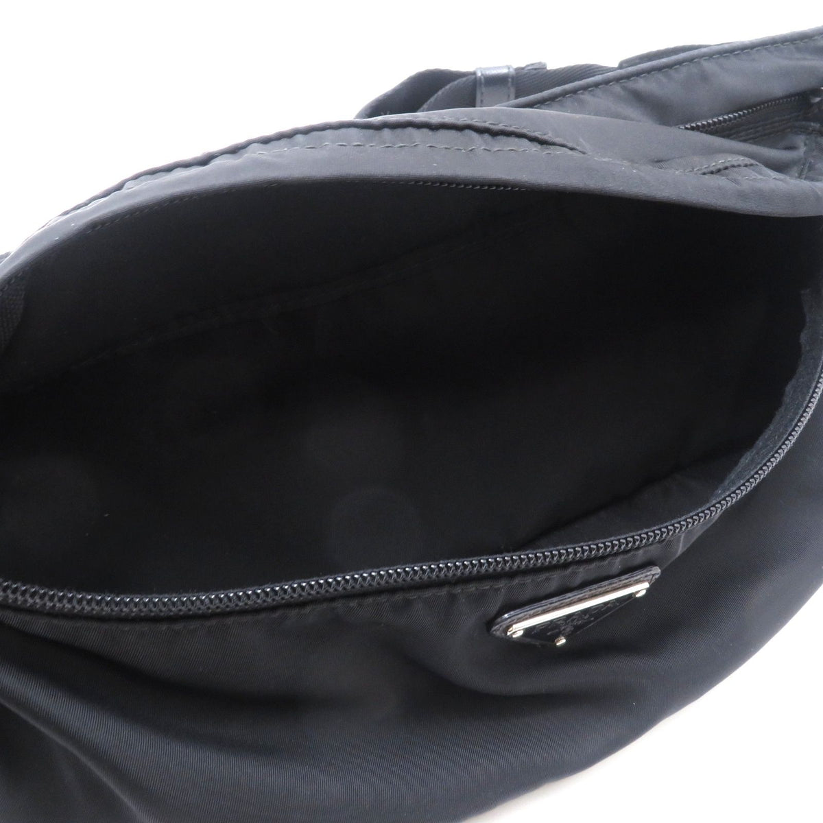 prada 2vl132 shoulder bag side view