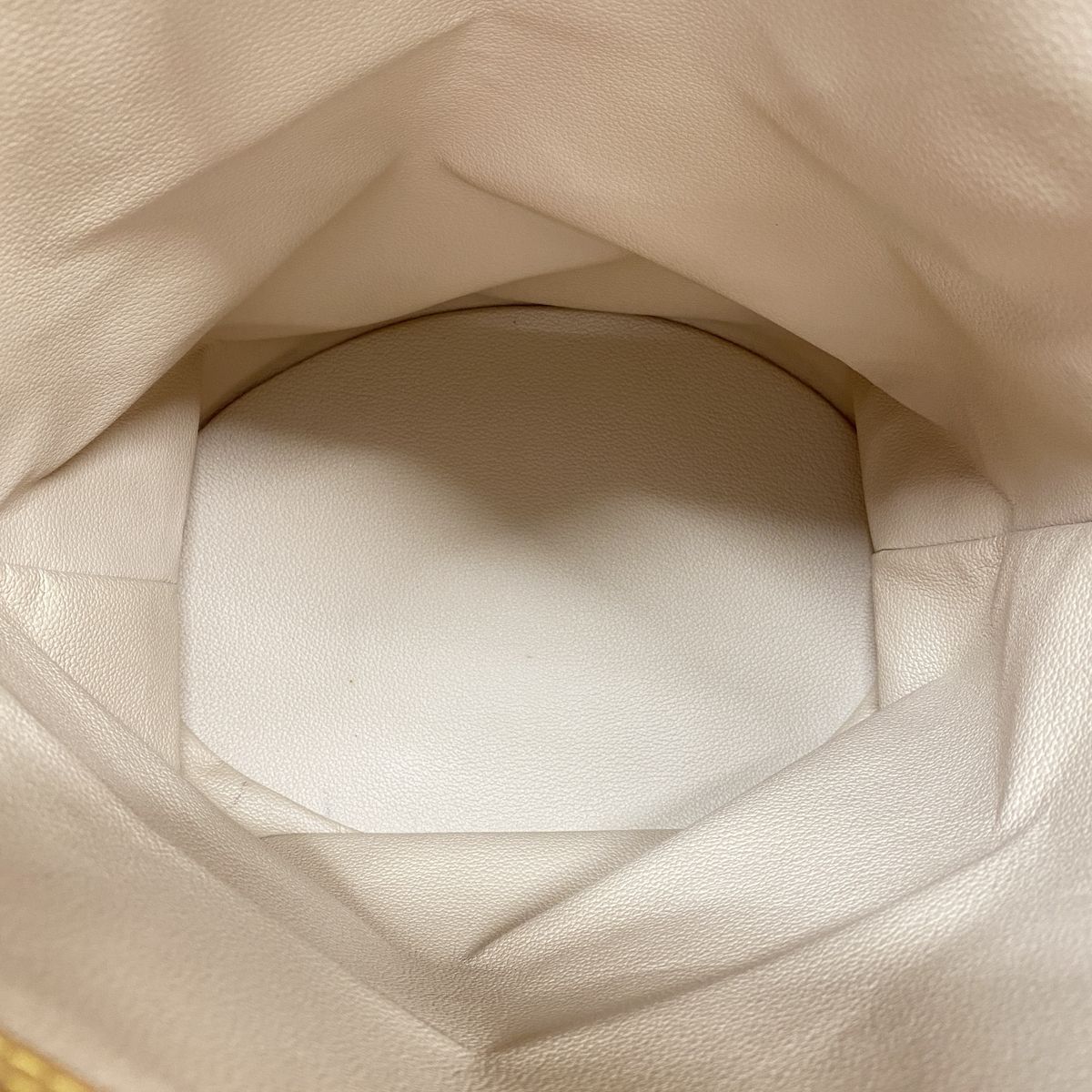 louis vuitton m42236 tote bag side view
