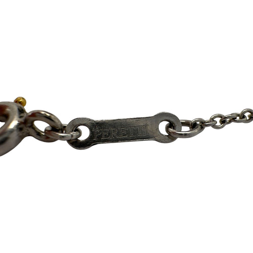 necklace interior details