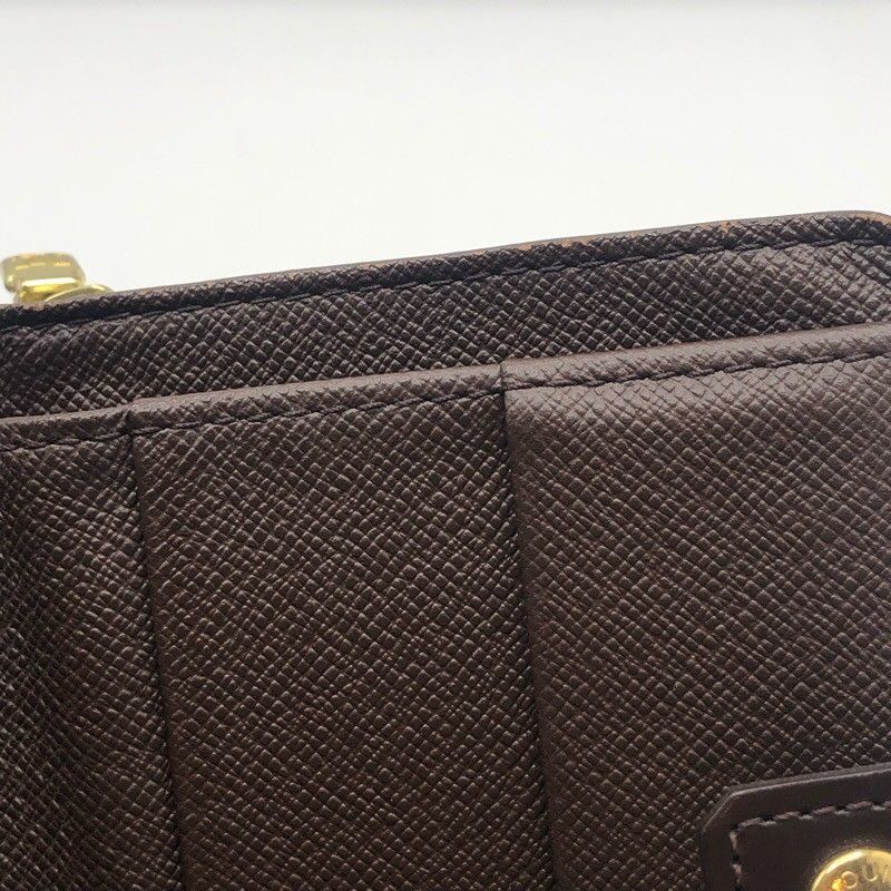 louis vuitton n61668 wallet condition details