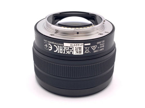 sony f4-5.6 lens front view