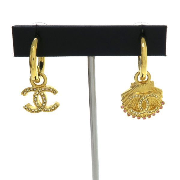 Chanel A23C Earrings