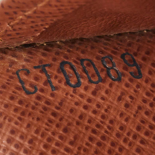 louis vuitton m66541 wallet functional details