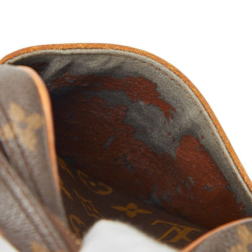 louis vuitton m45266 shoulder bag markings and labels
