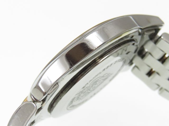 gucci 11pd pink watch markings and labels