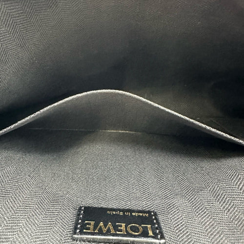 loewe shoulder bag functional details