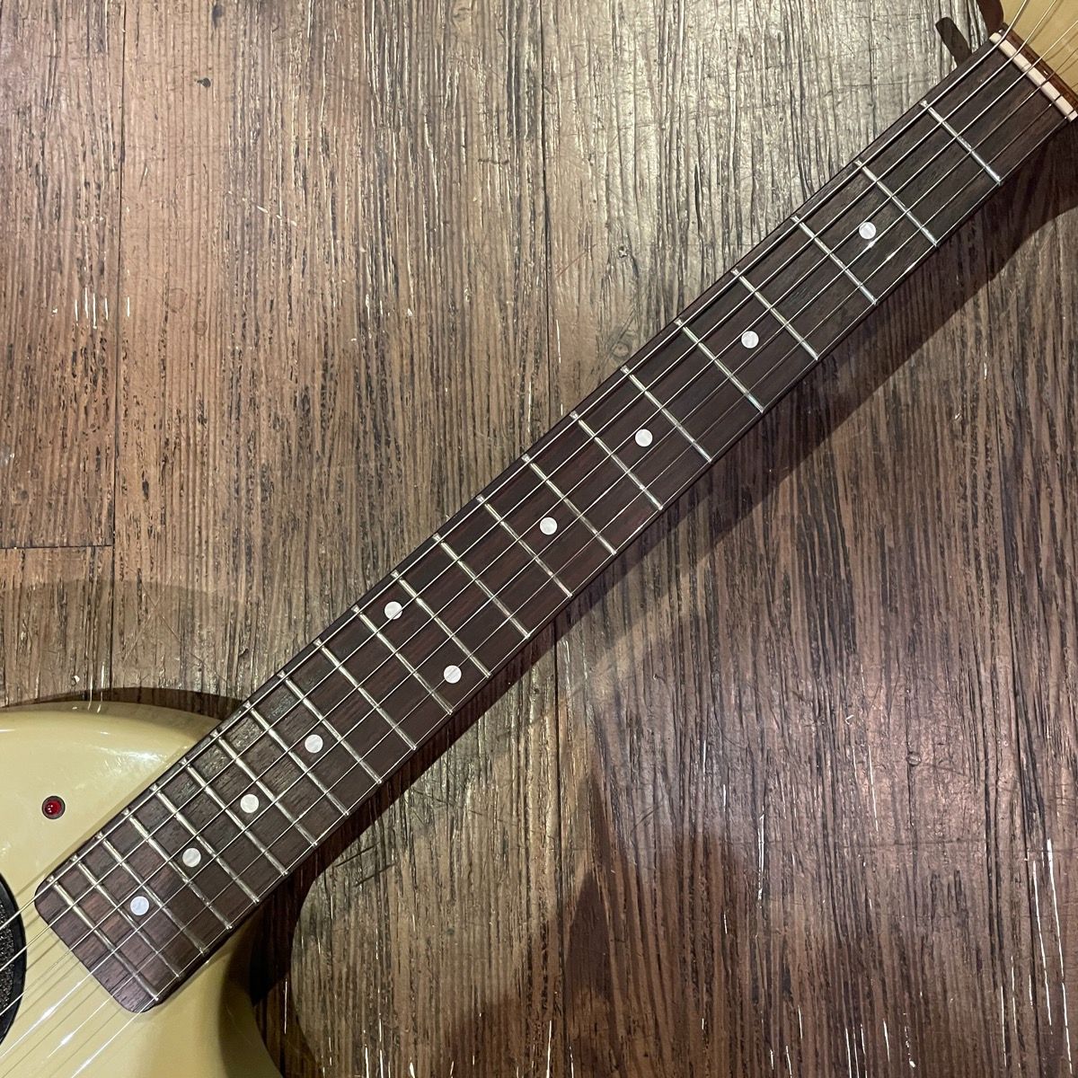 fernandes zo-3 electric guitar rear view