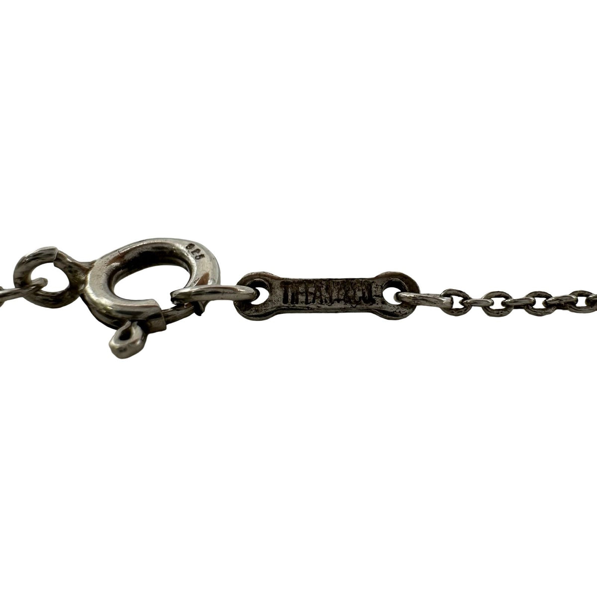 necklace interior details