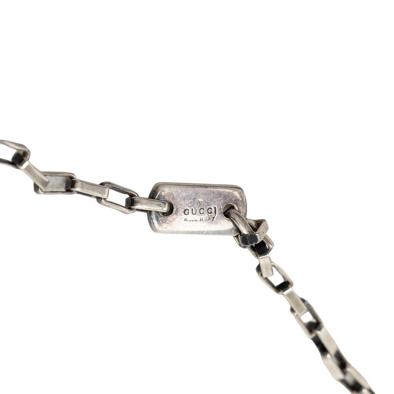 gucci necklace rear view