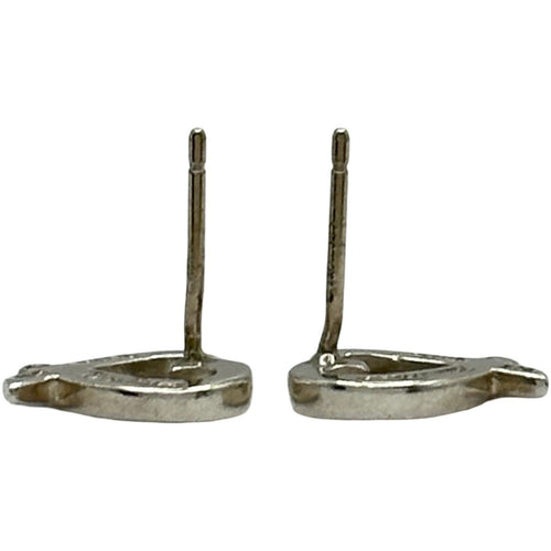earrings side view