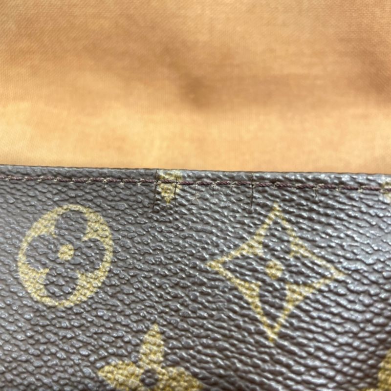 Louis Vuitton M51147 Shoulder Bag