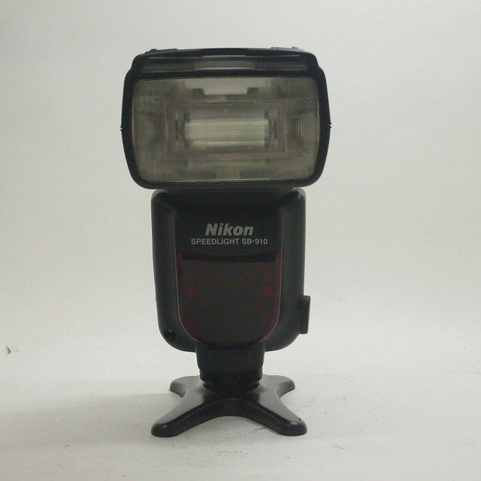 Nikon SB-910 Camera