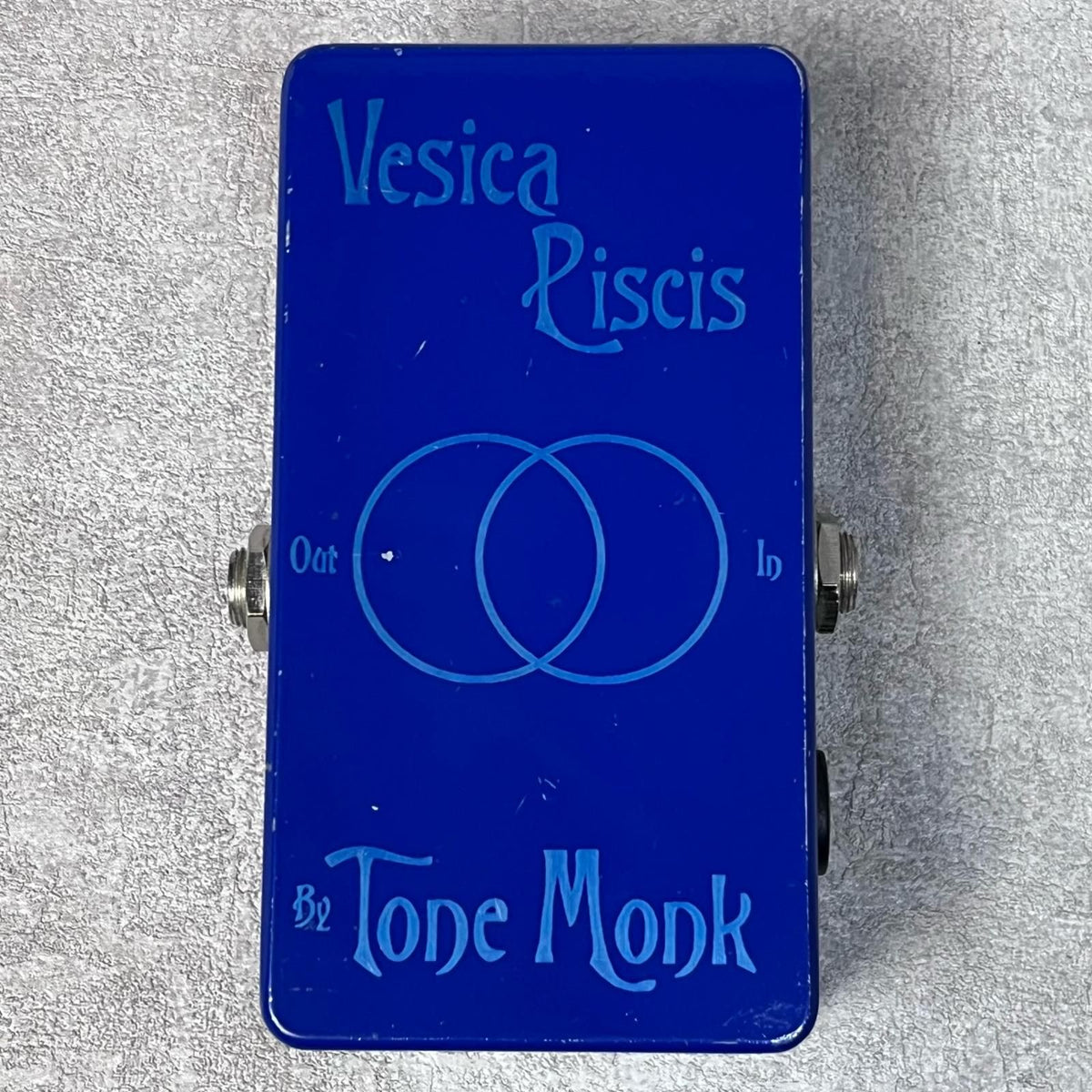 guitar effector front view