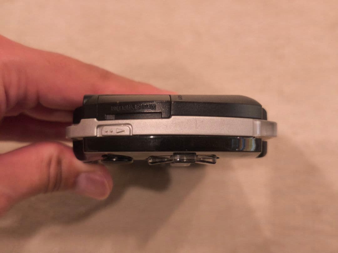 sony psp-1000 handheld console accessories included