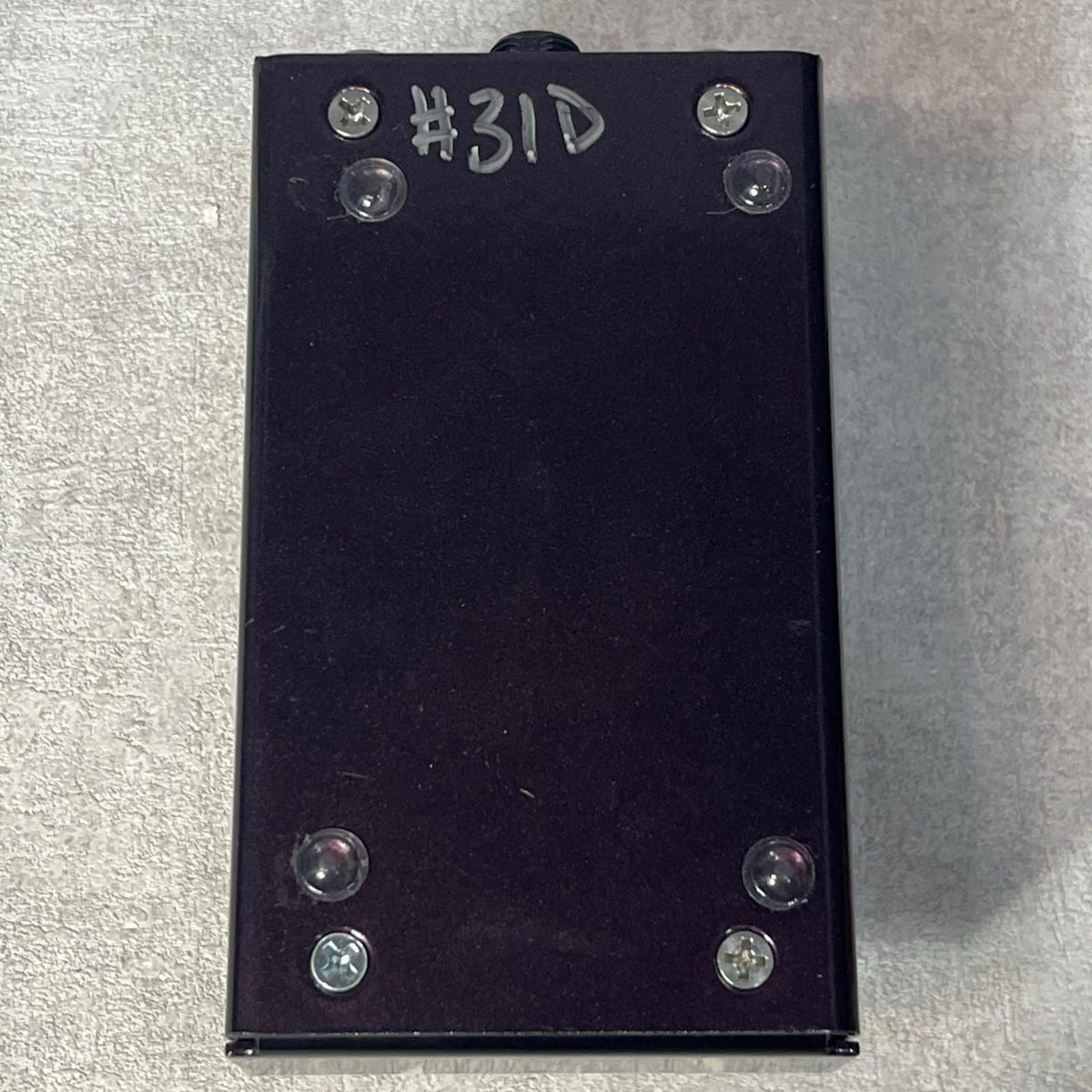guitar effector interior details