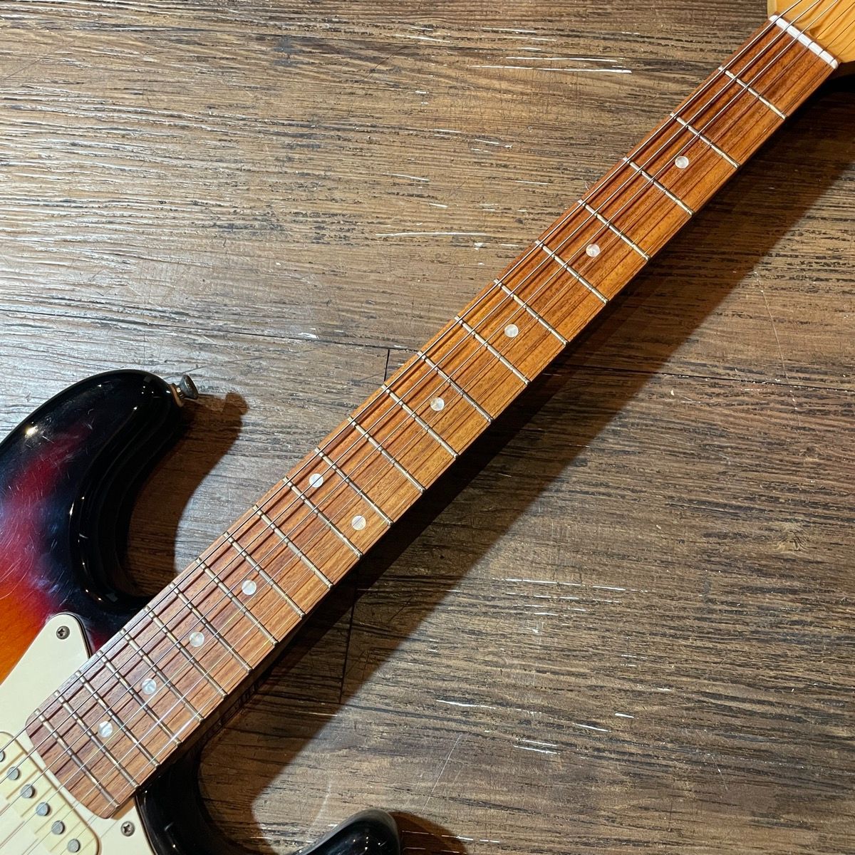 fernandes le-1z electric guitar rear view