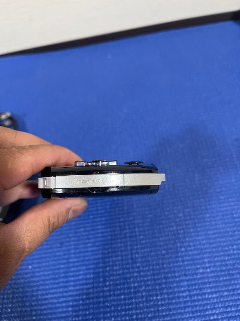 sony psp-3000 handheld console functional details
