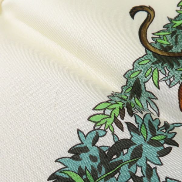 hermes scarf accessories included