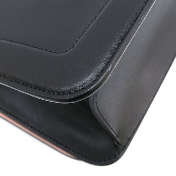 ferragamo shoulder bag accessories included