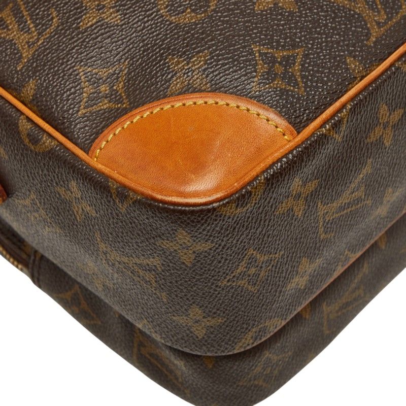 louis vuitton m45244 shoulder bag interior details
