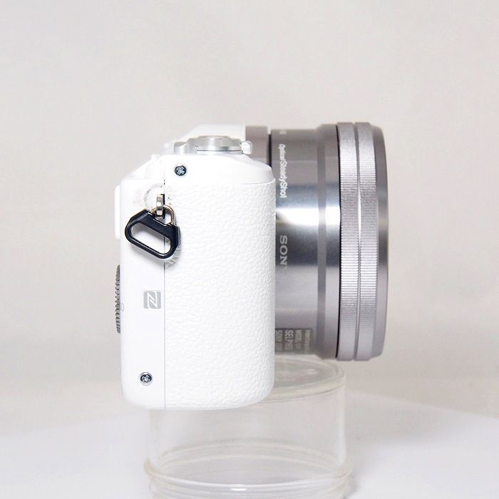 sony ilce-5100l lens side view
