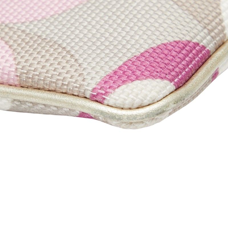 coach beige pouch / clutch side view