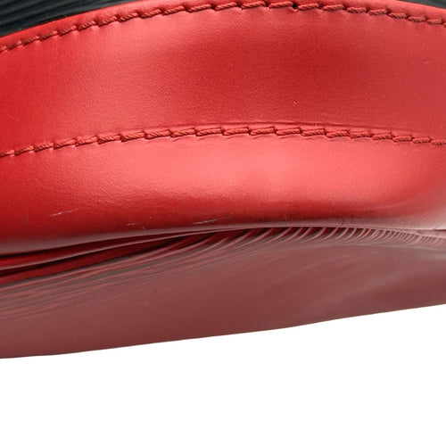 louis vuitton m44017 shoulder bag condition details