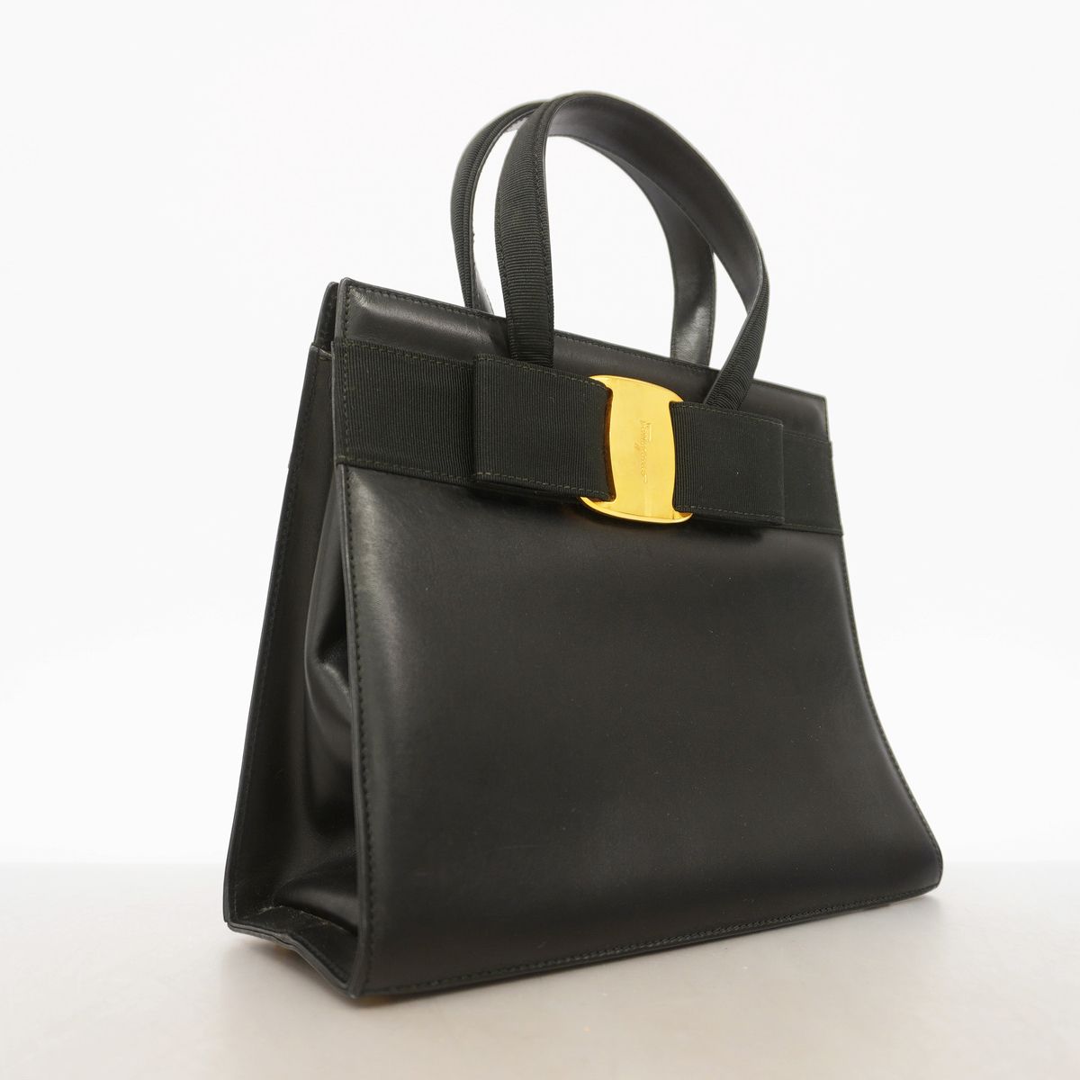 salvatore ferragamo handbag front view