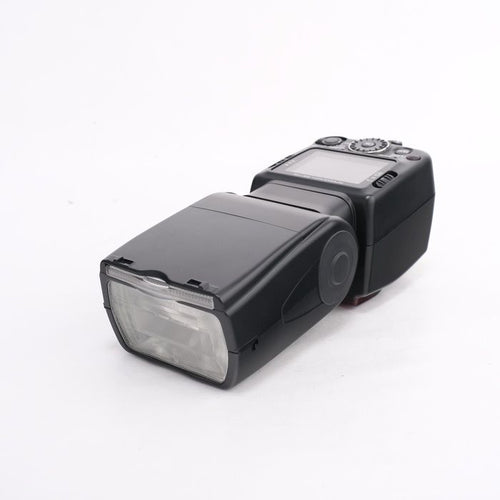 nikon sb-700 camera