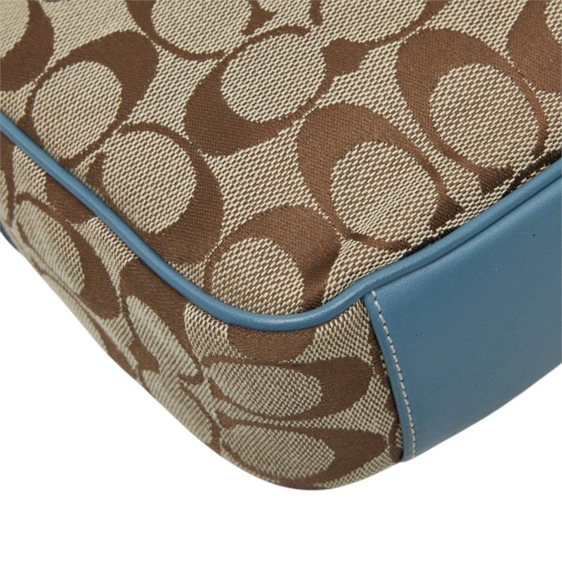 coach beige shoulder bag interior details