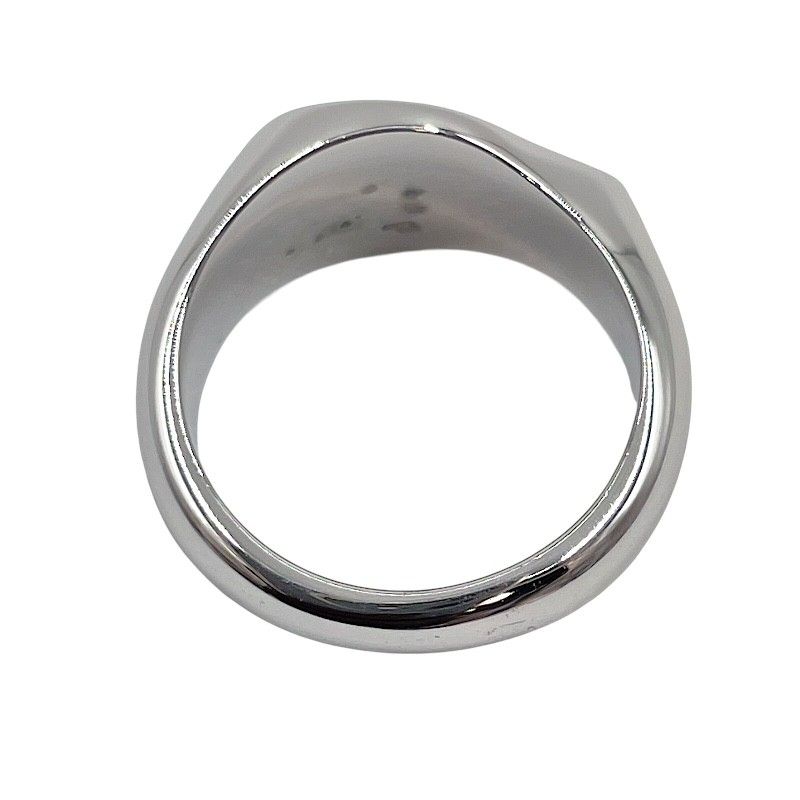 ring interior details