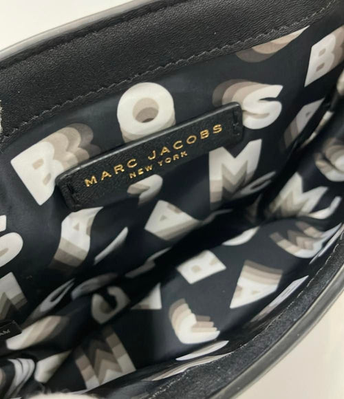 marc jacobs shoulder bag accessories included