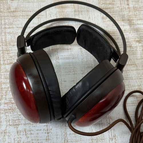 audio technica ath-w10vtg headphones side view