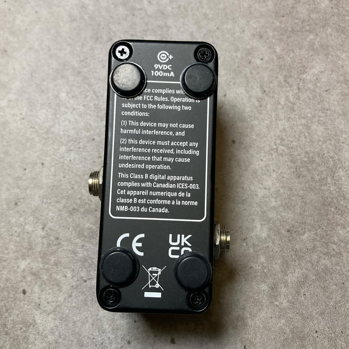 guitar effector front view