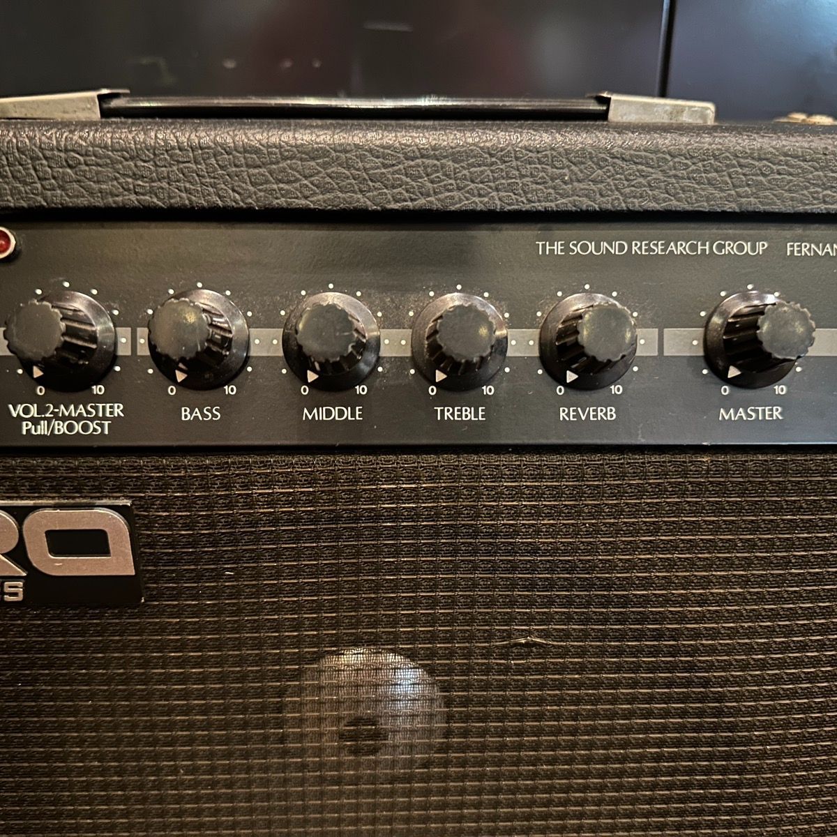 fernandes gr-40 amplifier rear view