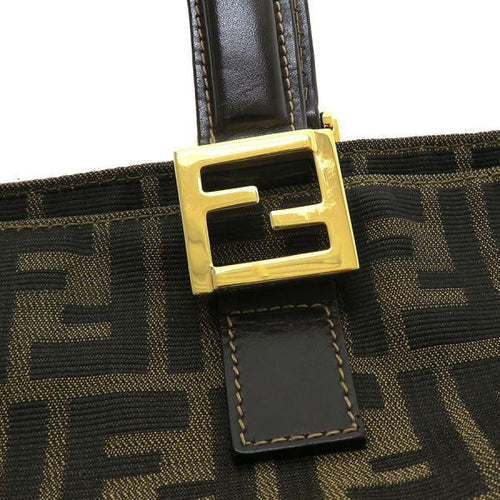 fendi pouch / clutch accessories included