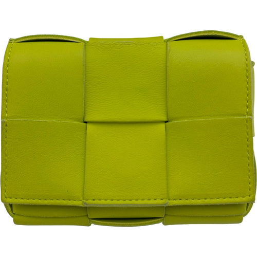 bottega veneta shoulder bag front view