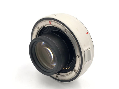canon rf1.4x lens rear view