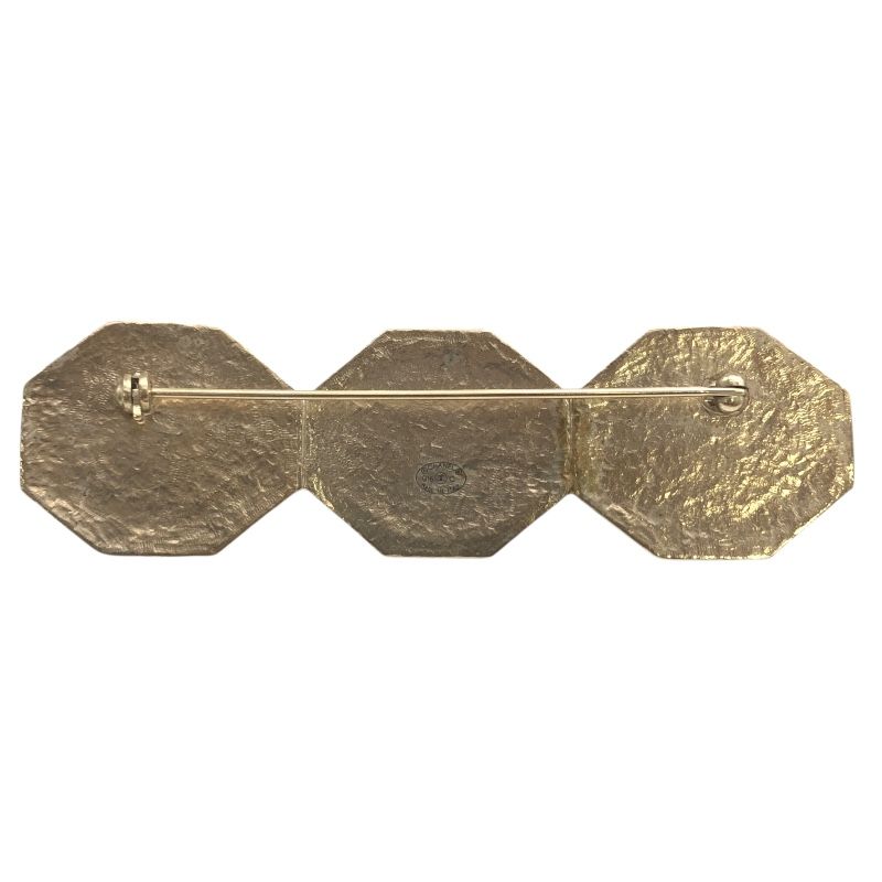 chanel brooch front view