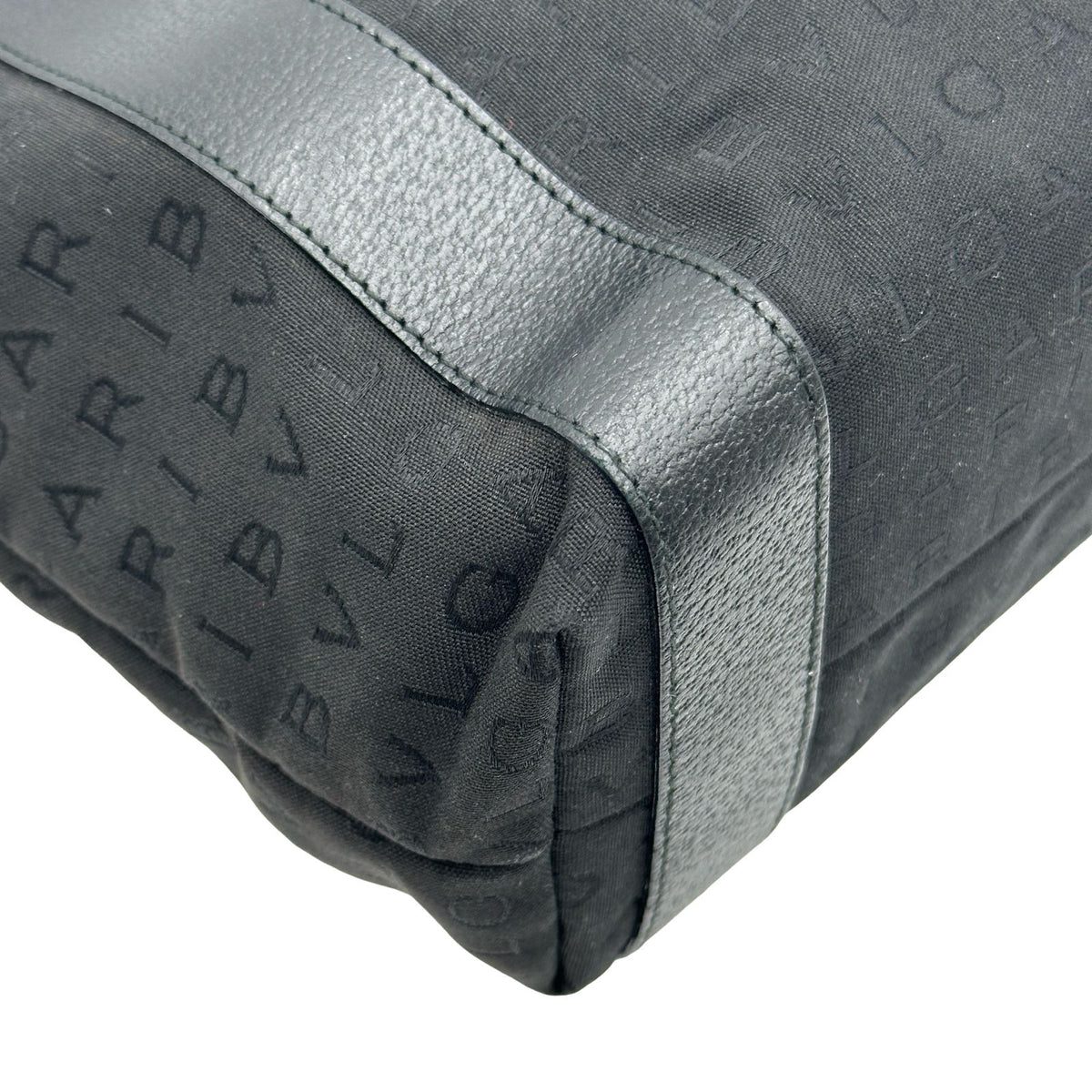 bvlgari tote bag functional details