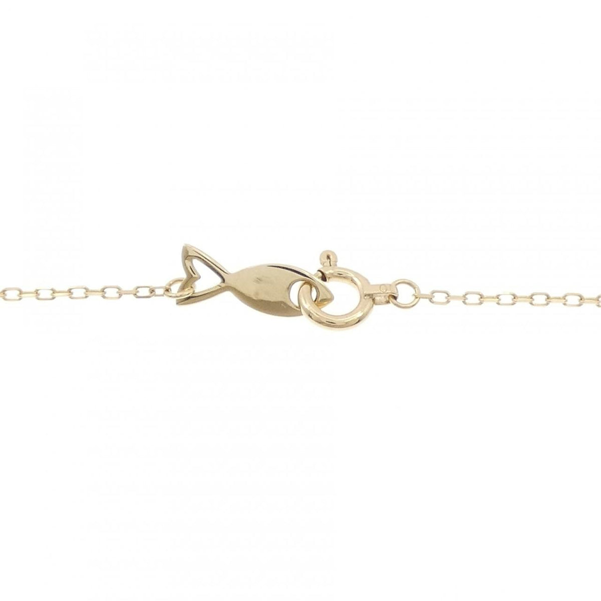 necklace side view