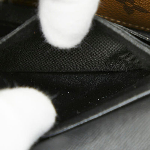 louis vuitton m80726 wallet markings and labels