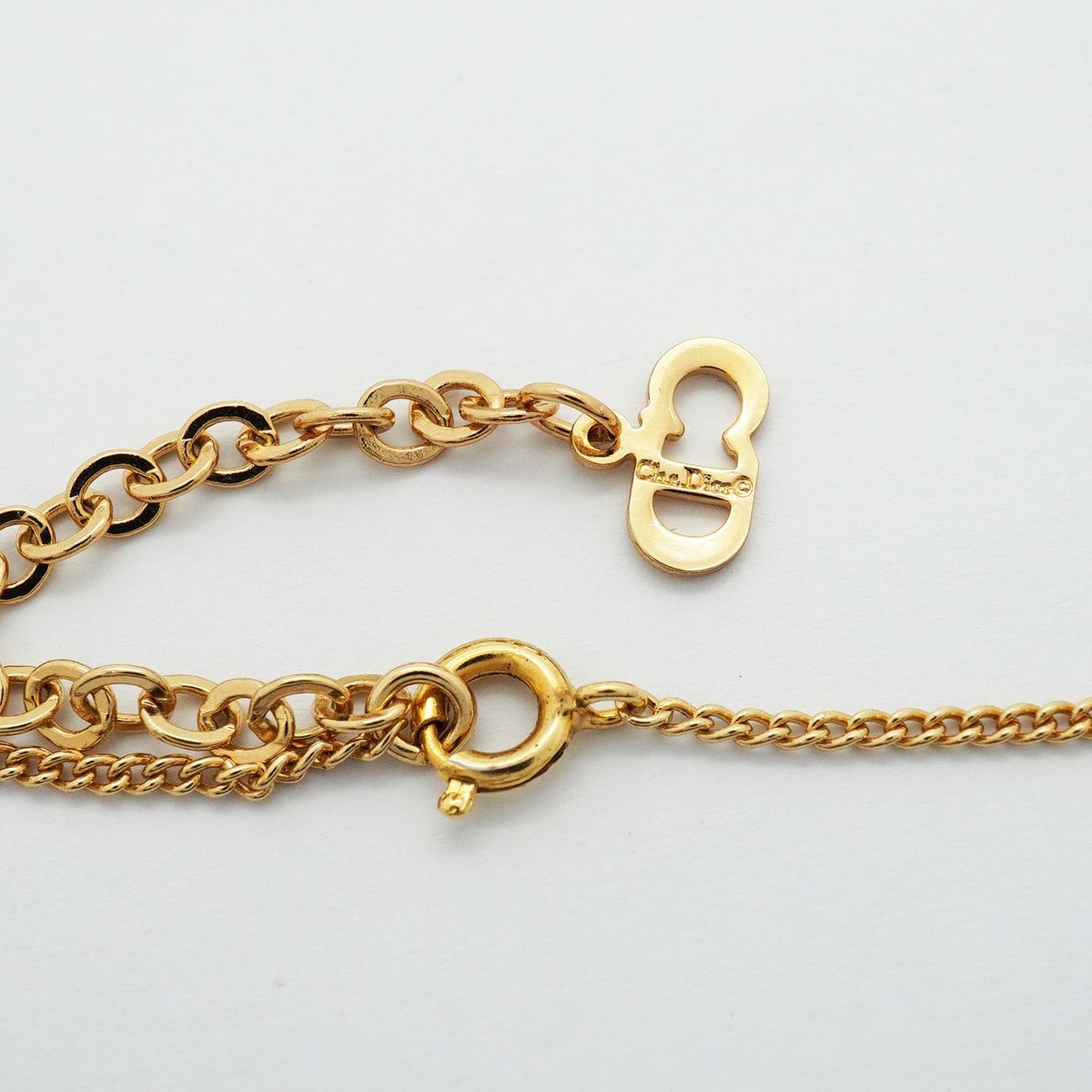 christian dior necklace side view