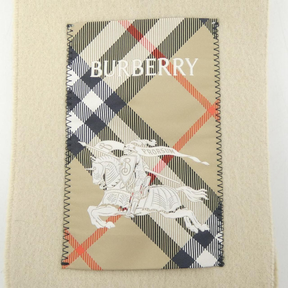 burberry beige scarf side view
