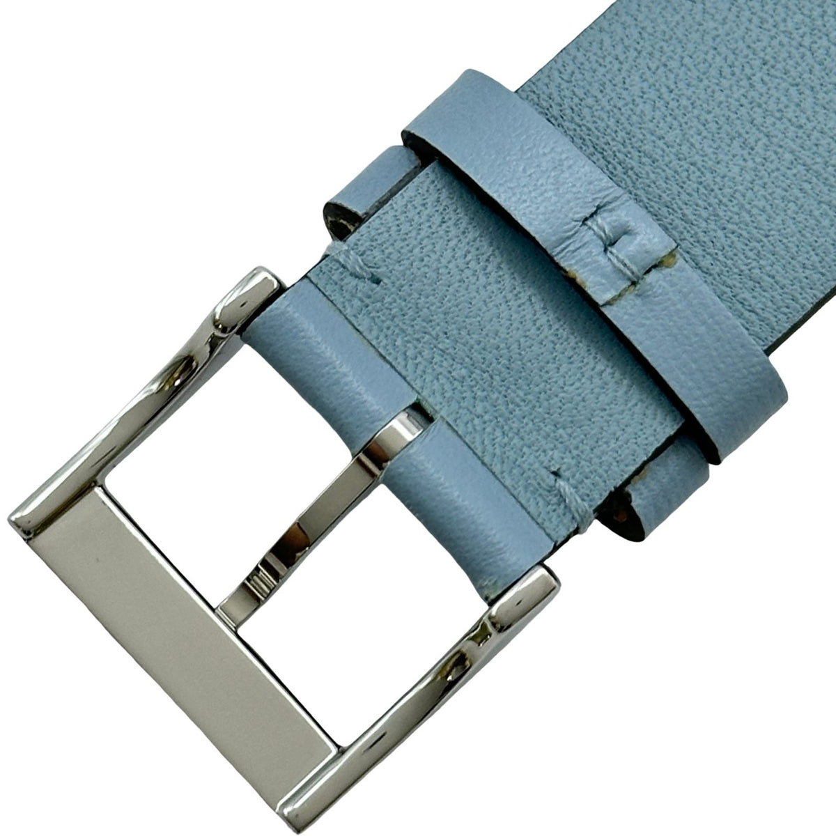 gucci 126.4/ya1264124 watch interior details